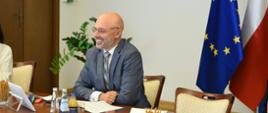 Rozmowa ministra Kurtyki z komisarzem ds. rynku wewnętrznego UE