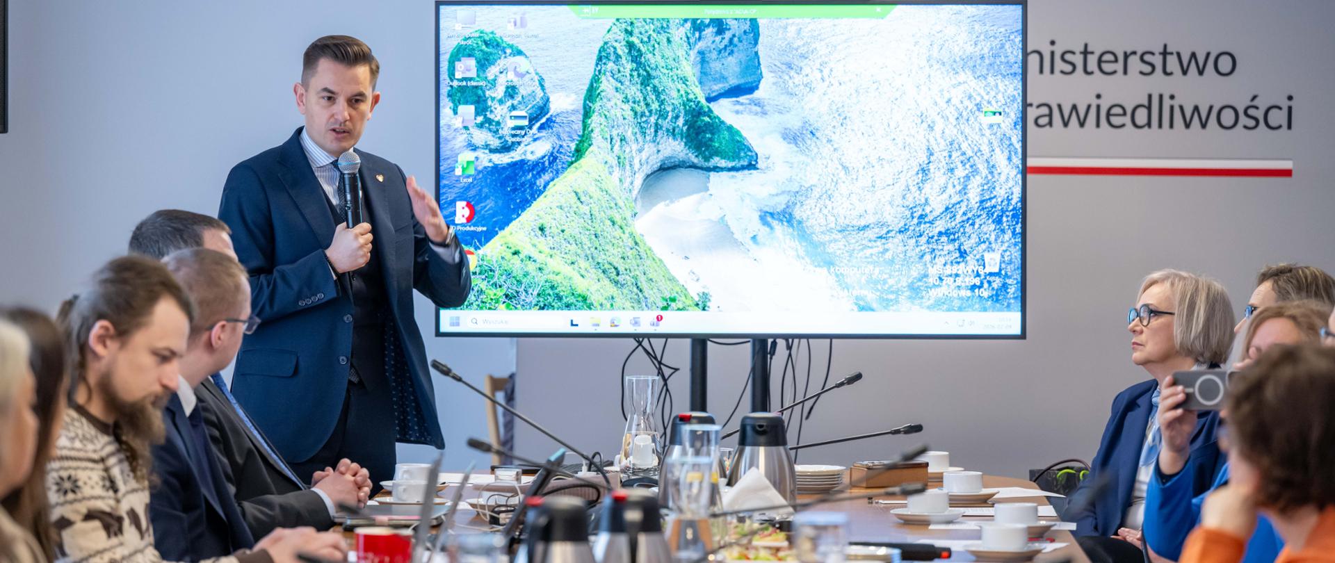 Potrzeba powołania Rzecznika Praw Zwierząt. Seminarium naukowe w Ministerstwie Sprawiedliwości 