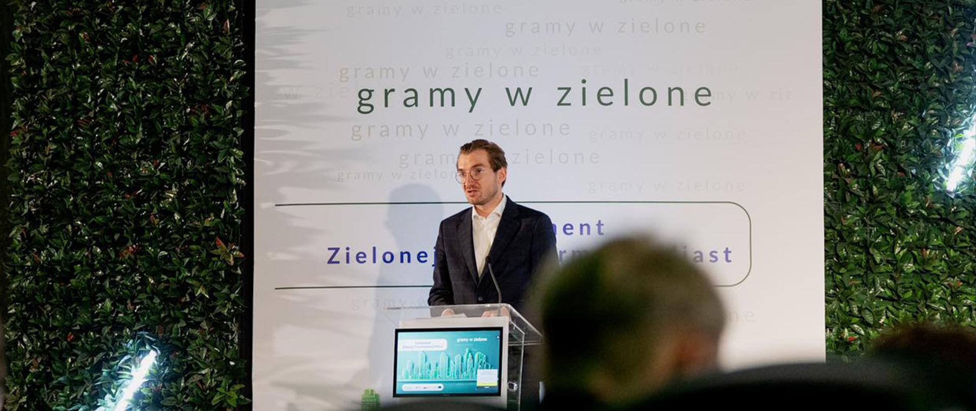 Wiceminister Jan Szyszko w mównicy