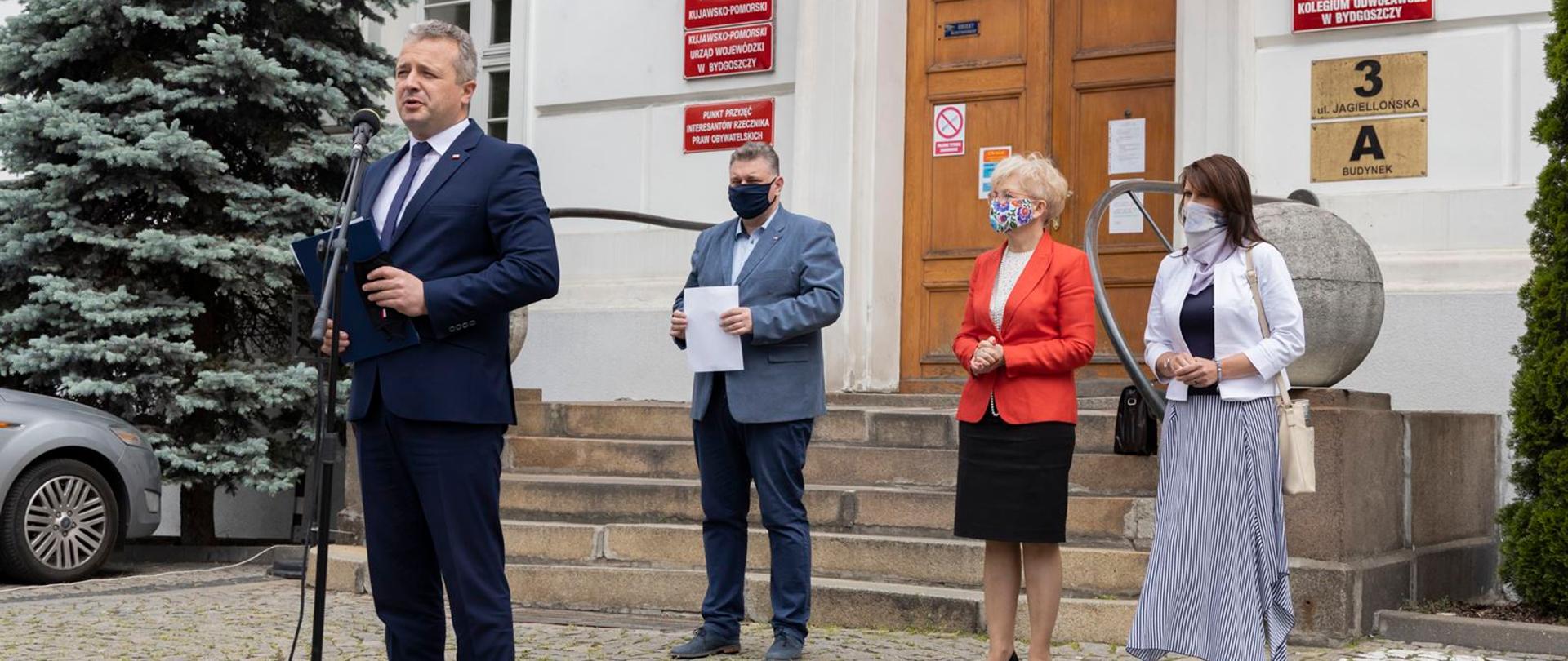 Tarcza antykryzysowa działa. Firmy z województwa kujawsko-pomorskiego z rządowym wsparciem