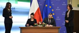 Wiceminister klimatu i środowiska Małgorzata Golińska 14 grudnia 2022 r. wzięła udział w podpisaniu porozumienia w sprawie realizacji wybranych zadań z programu Fundusze Europejskie na Infrastrukturę, Klimat, Środowisko 2021–2027. 
