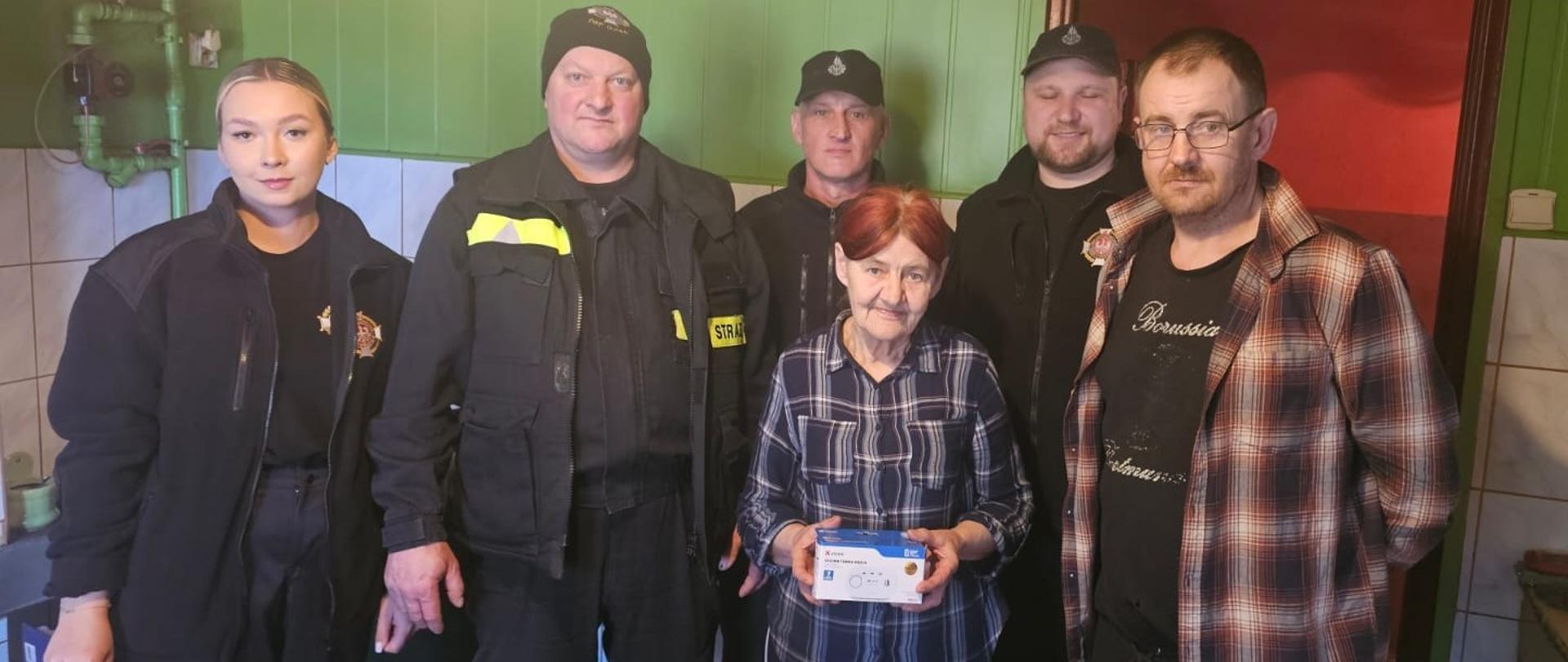 Zwiększenie bezpieczeństwa mieszkańców powiatu gołdapskiego poprzez dystrybucję czujek dymu i tlenku węgla przez strażaków