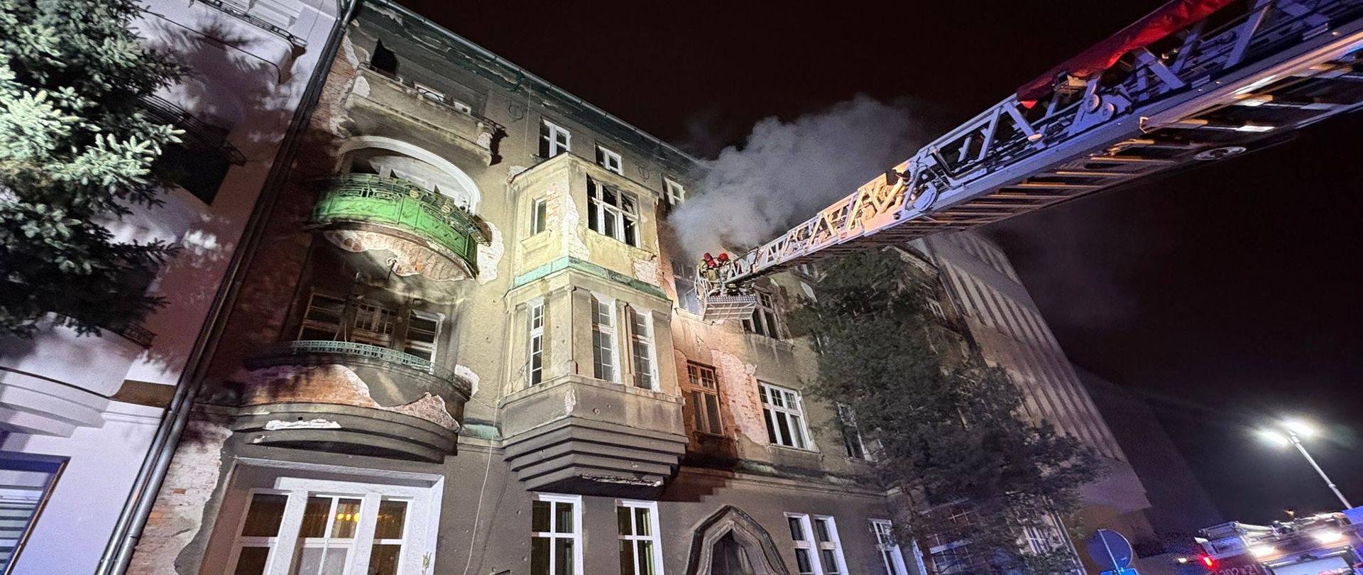 Zadymienie w budynku mieszkalnym przy ul. Łukasiewicza