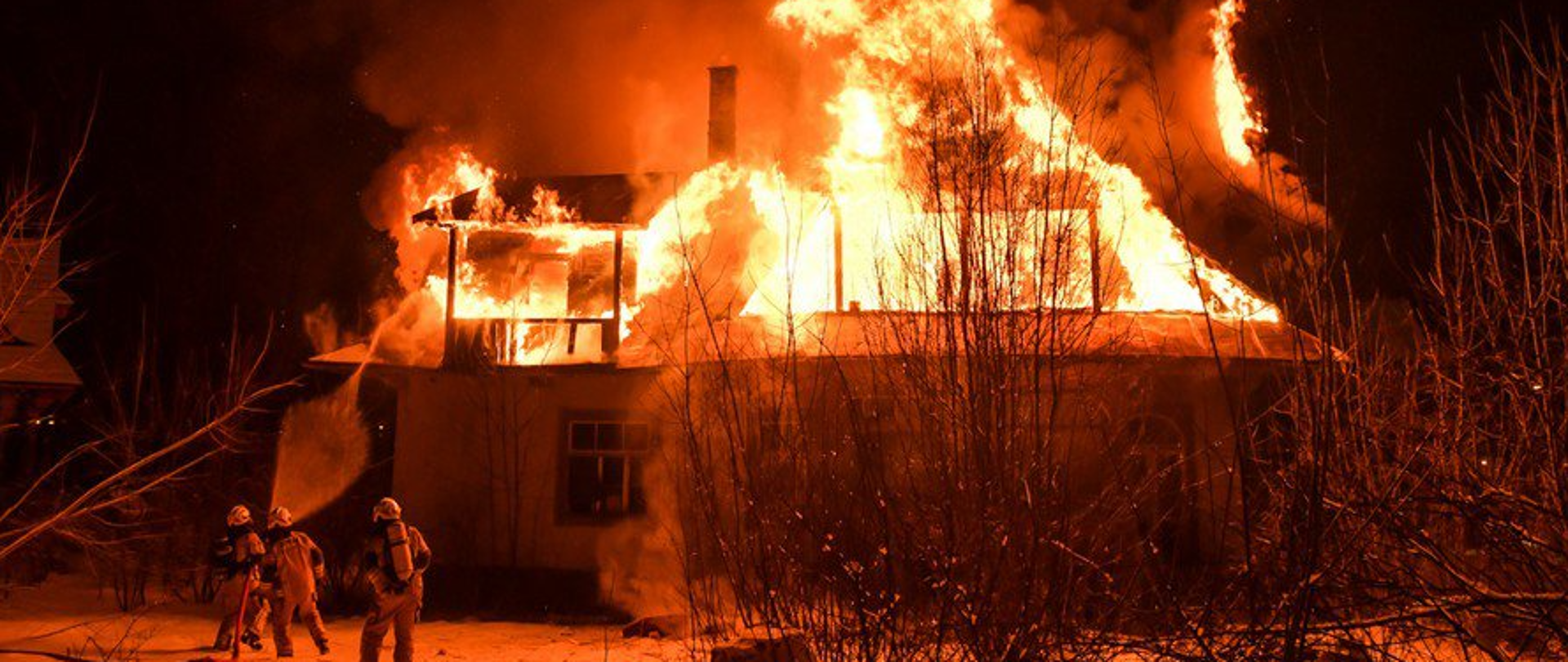 Pożar budynku przy ul. Jagiellońska w Zakopanem. 