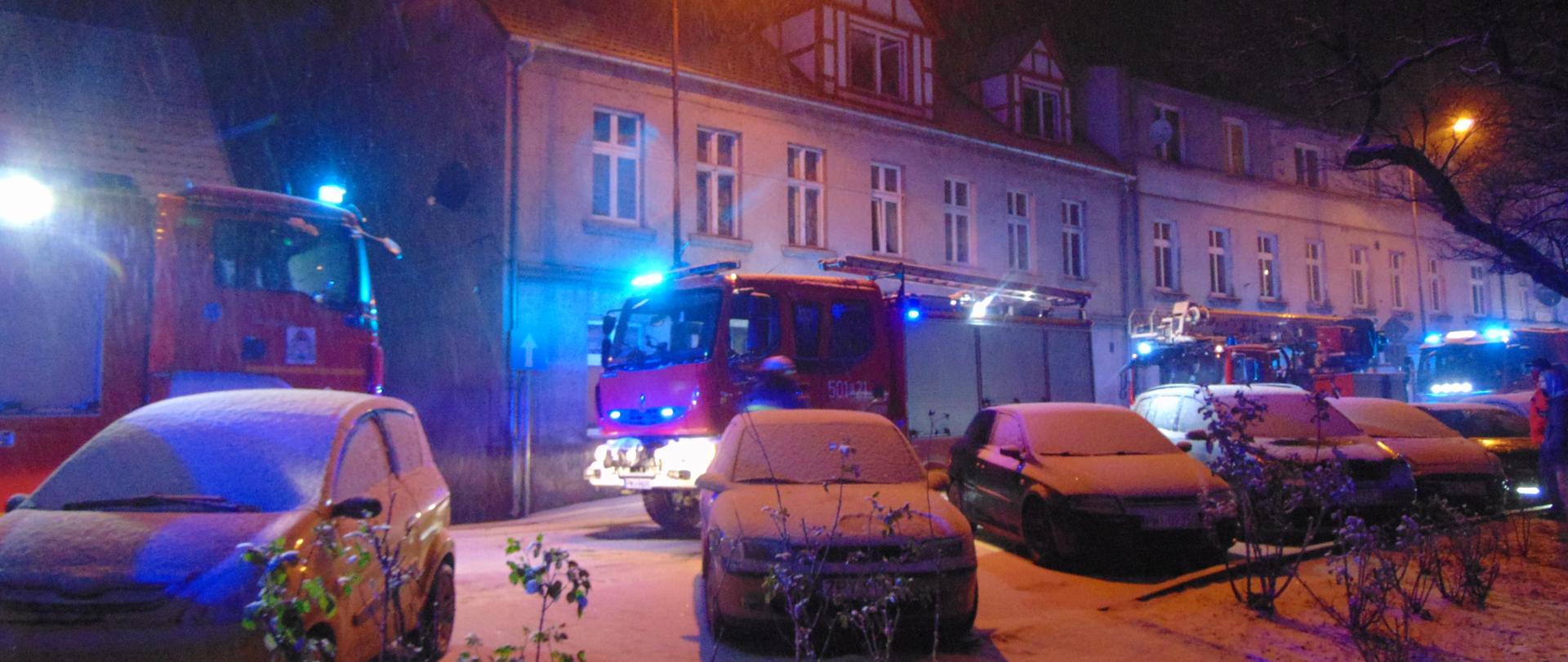 Pożar w budynku przy ul. 17 Stycznia w Międzychodzie (17.01.2021 r.)
