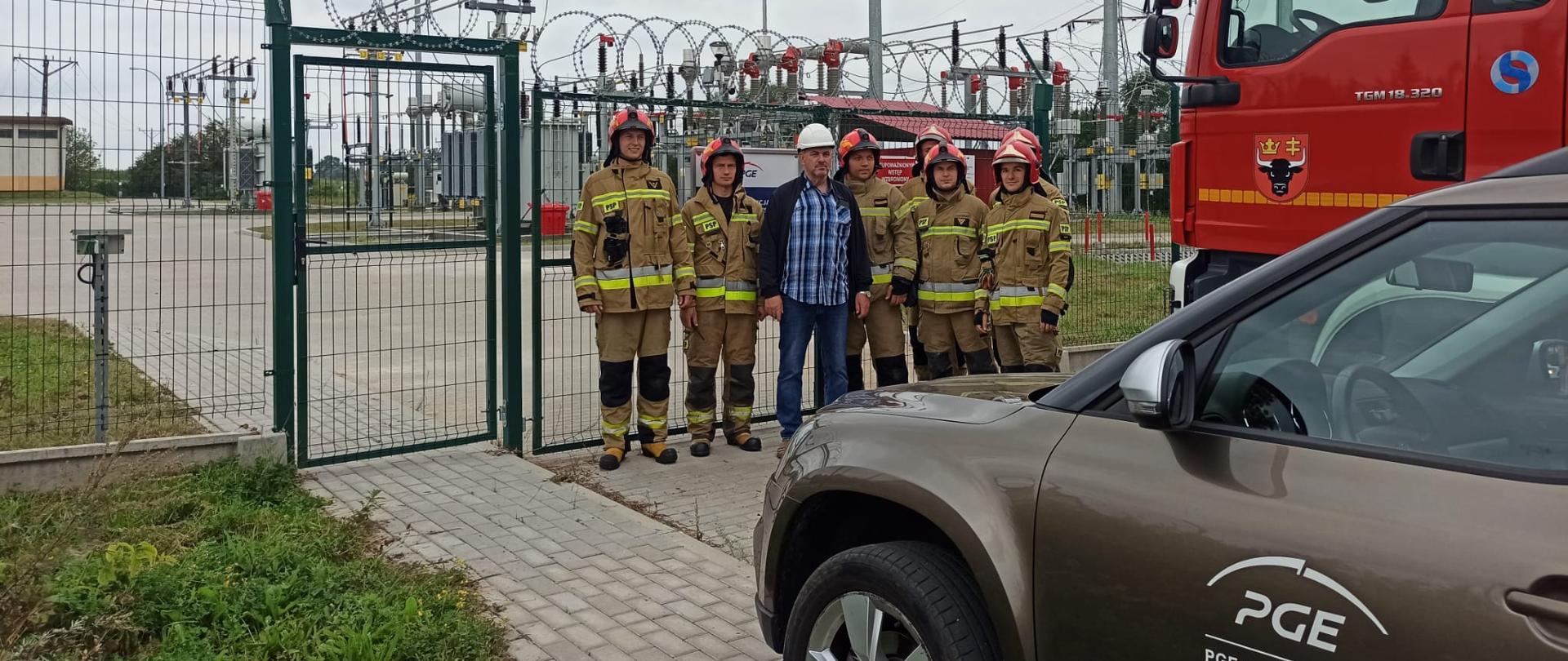 Ćwiczenia strażaków KP PSP w Sejnach na obiekcie PGE Polska Grupa Energetyczna S.A., znajdującym się na ul. Konarskiego w Sejnach