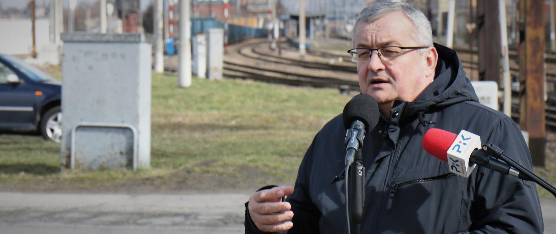 Minister infrastruktury Andrzej Adamczyk