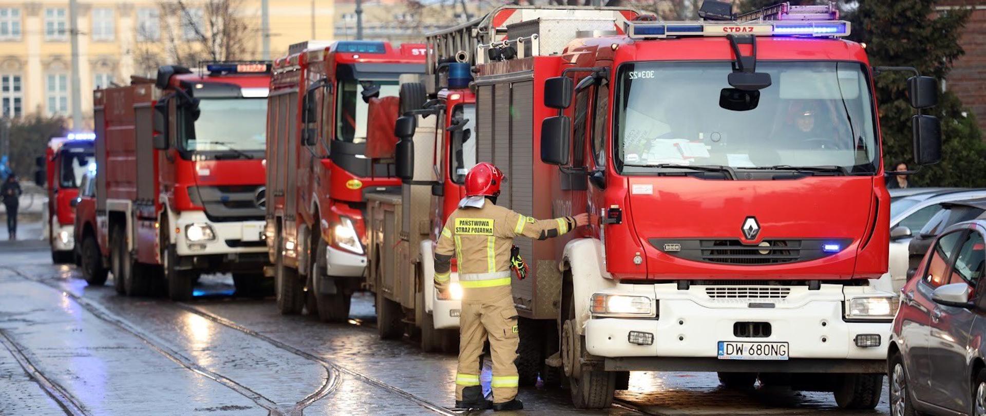 Interwencja strażaków w KWP Wrocław