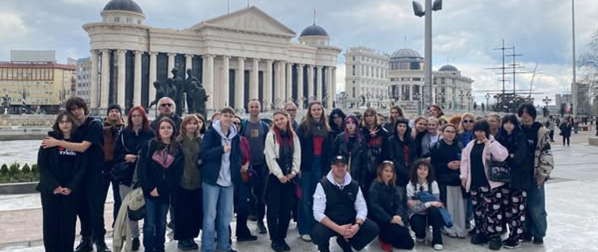 Macedonia 2025 Grupa plastyków 