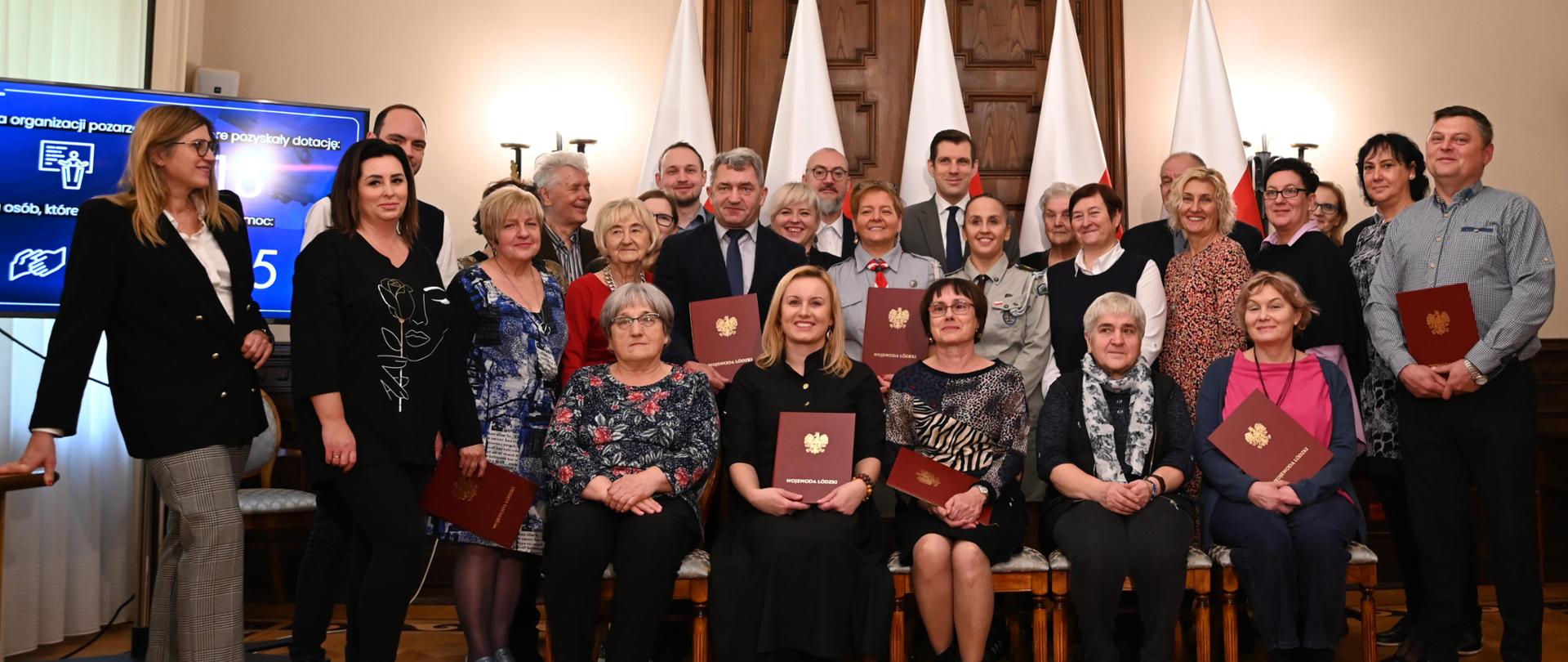 Świąteczna pomoc dla potrzebujących