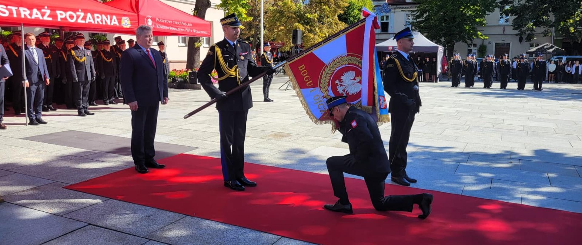 Uroczystość nadania sztandaru Komendzie Powiatowej PSP w Wolsztynie