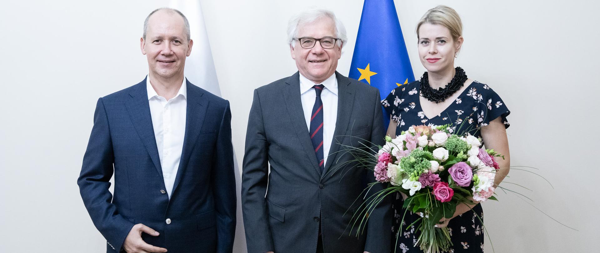 2020.08.19 Warszawa . Minister Jacek Czaputowicz . Spotkanie z Weranika Capkala i Waler Capkala z Bialorus .Fot. Tymon Markowski / MSZ