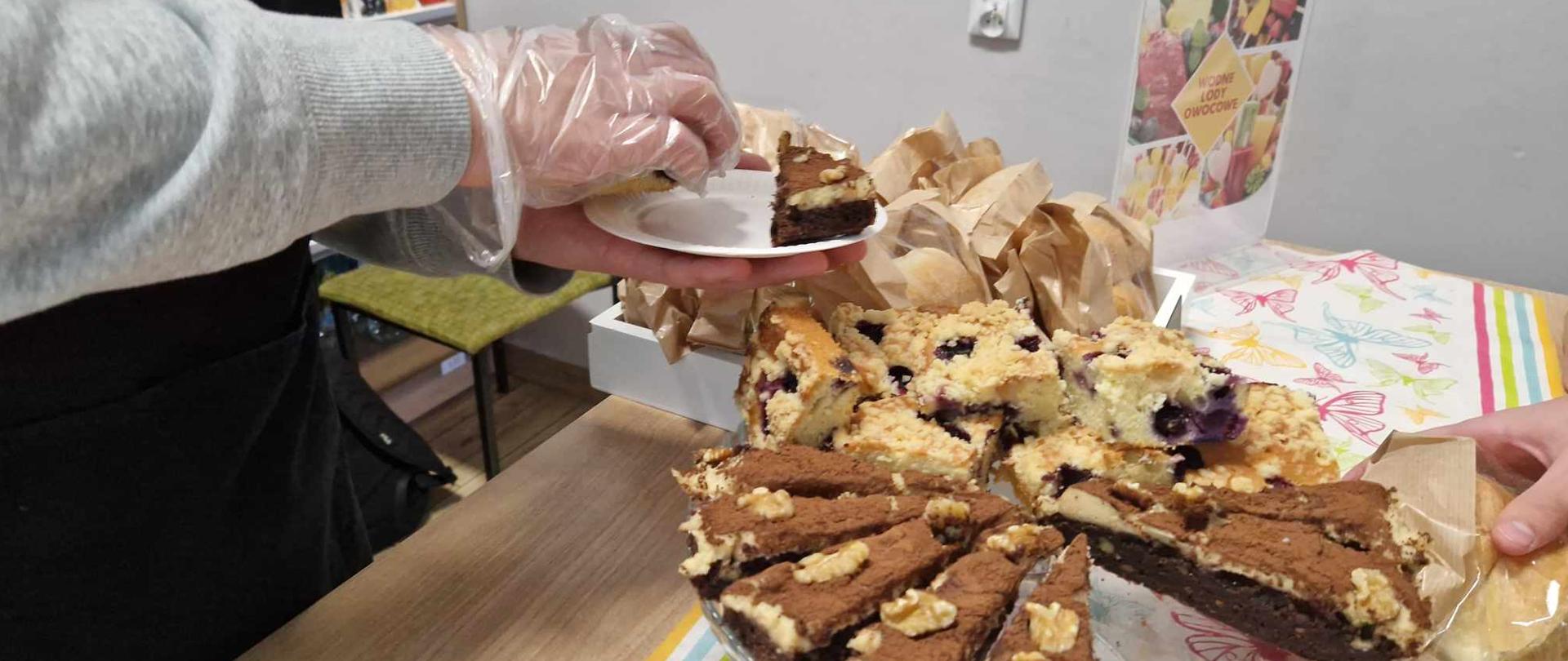 Ciasta przygotowane przez uczniów kierunku technik żywienia i usług gastronomicznych