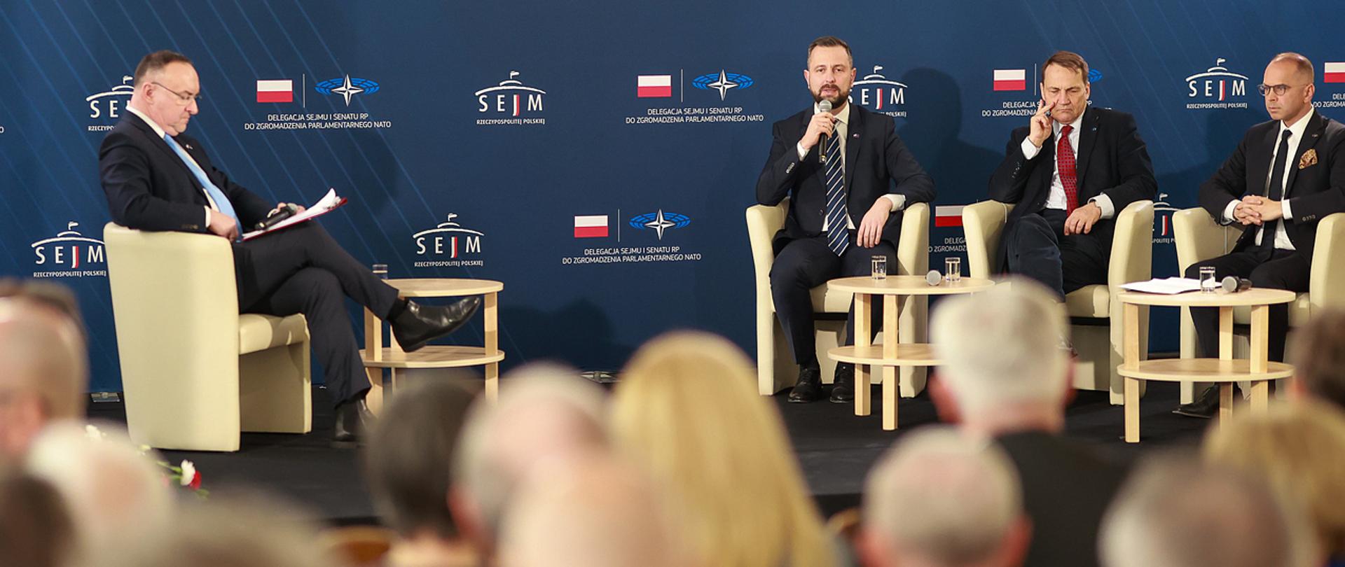 8 marca 2024 r. w Sejmie odbyła się konferencja „25 lat członkostwa Polski w Organizacji Traktatu Północnoatlantyckiego (NATO) – od zimnej wojny do strategicznego partnerstwa” z udziałem Władysława Kosiniaka -Kamysza, wicepremiera - ministra obrony narodowej. Fot. Krzysztof Niedziela/CO MON
