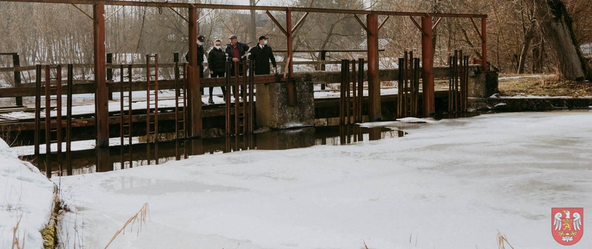 POZIOM WODY W SIERPIENICY I SKRWIE