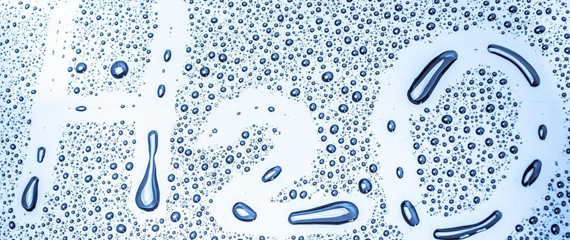 Wzór sumaryczny wody H2O