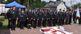 Obchody 100-lecia OSP Hornowo- pododdział strażaków pod remizą OSP
