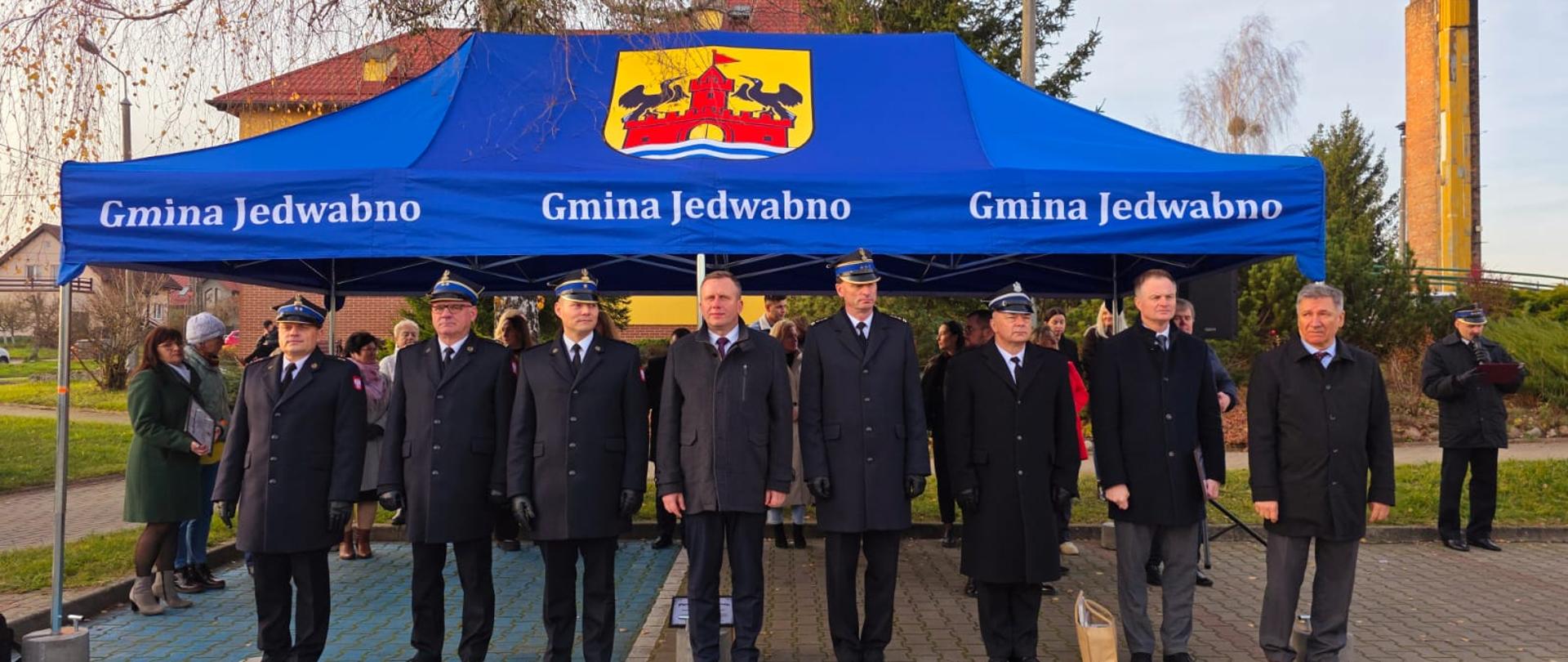 Uroczyste przekazanie samochodów pożarniczych dla OSP Jedwabno i OSP Szuć oraz sprzętu ratowniczego dla OSP Reszel