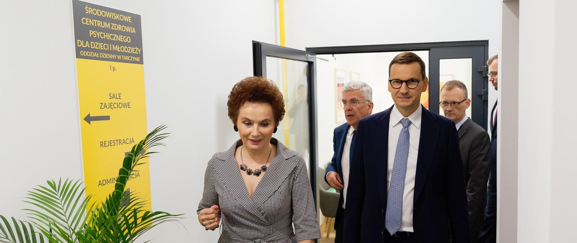 Premier Mateusz Morawiecki w w Środowiskowym Centrum Zdrowia Psychicznego dla Dzieci i Młodzieży w Tarczynie