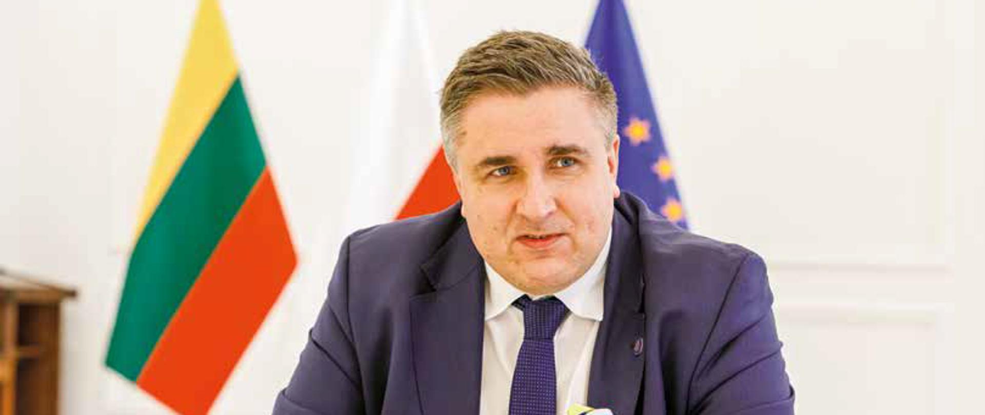 Andrzej Krzysztof DUDZIŃSKI Chargé d'Affaires a.i.