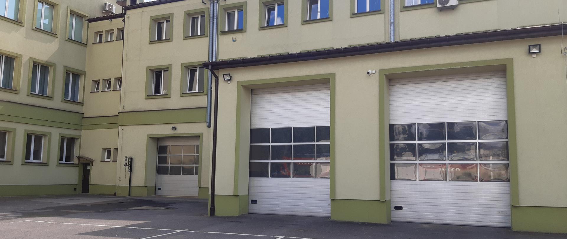 na zdjęciu budynek Komendy Miejskiej PSP w Piotrkowie trybunalskim