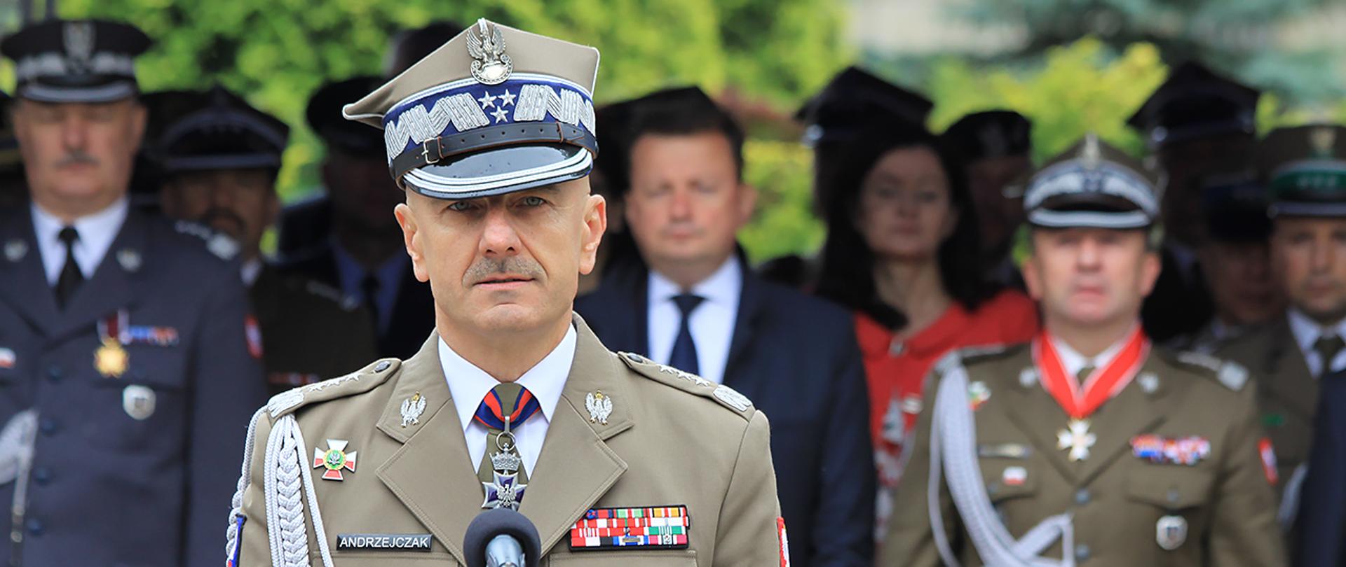 020718_Nominacja_dla_generala_Andrzejczaka