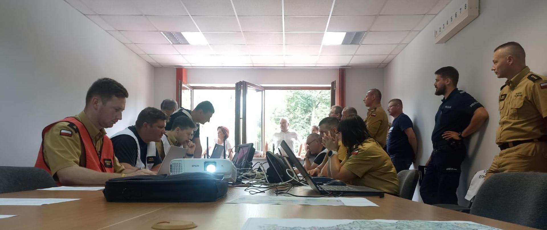 Ćwiczenia sprawdzające powiatowy plan ratowniczy pk. „Zagrożenie powodziowe na terenie miasta Cieszyna".