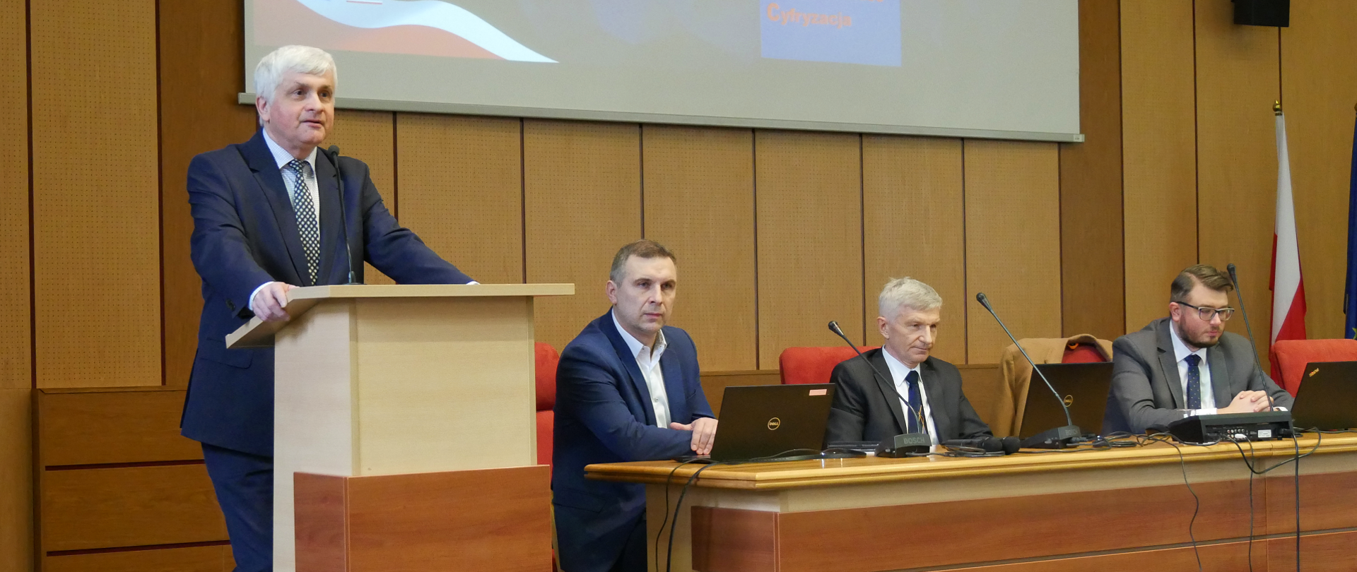 Rządowy Program Odbudowy Zabytków i zmiany w Rządowym Funduszu Polski Ład - spotkanie z samorządowcami