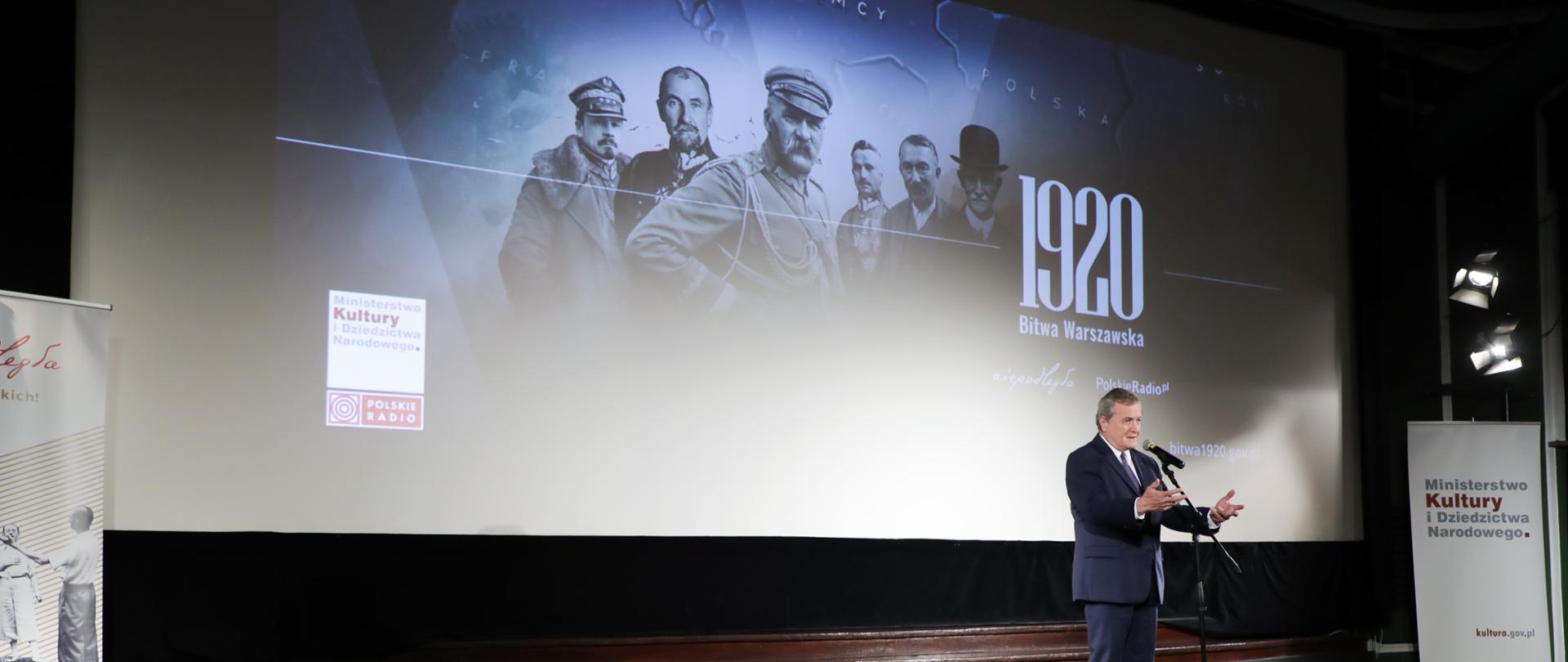 Wojna światów i nieznany cud - #Wiktoria1920 w filmach i spotach, fot Danuta Matloch
