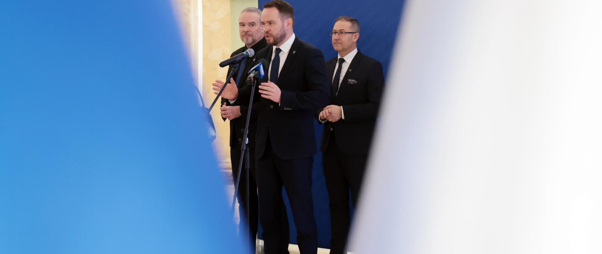 Ponad 145 mln złotych na budowę nowych dróg
