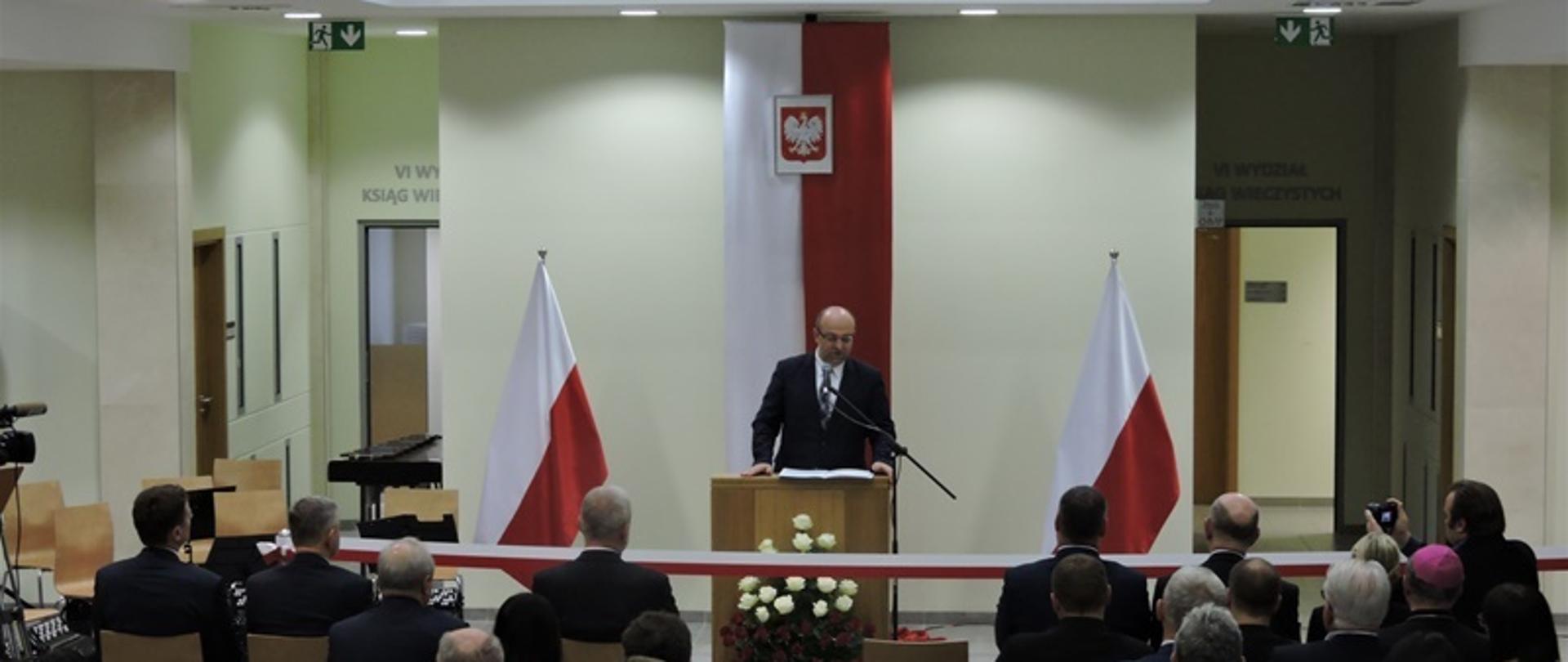 Wiceminister Łukasz Piebiak na otwarciu nowego gmachu sądu w Radomiu