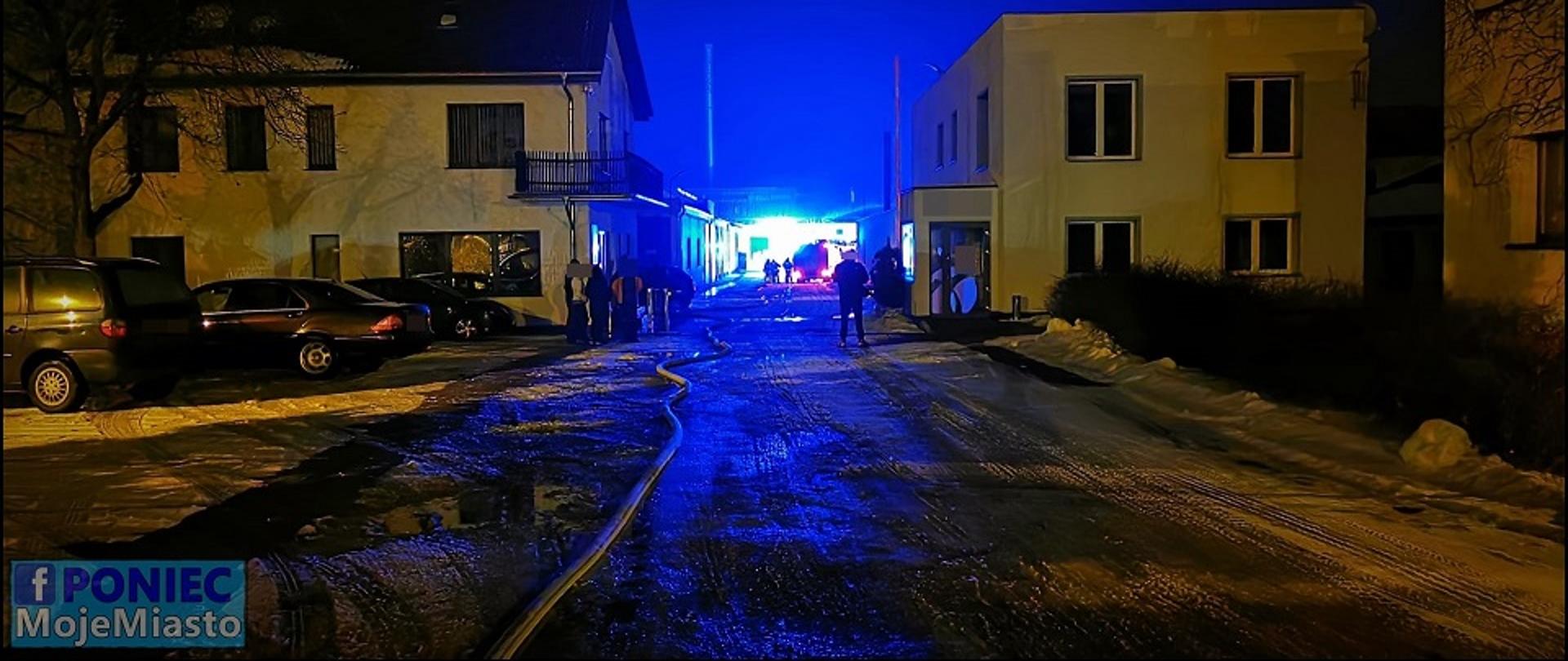 Pożar w hucie szkła w Poniecu