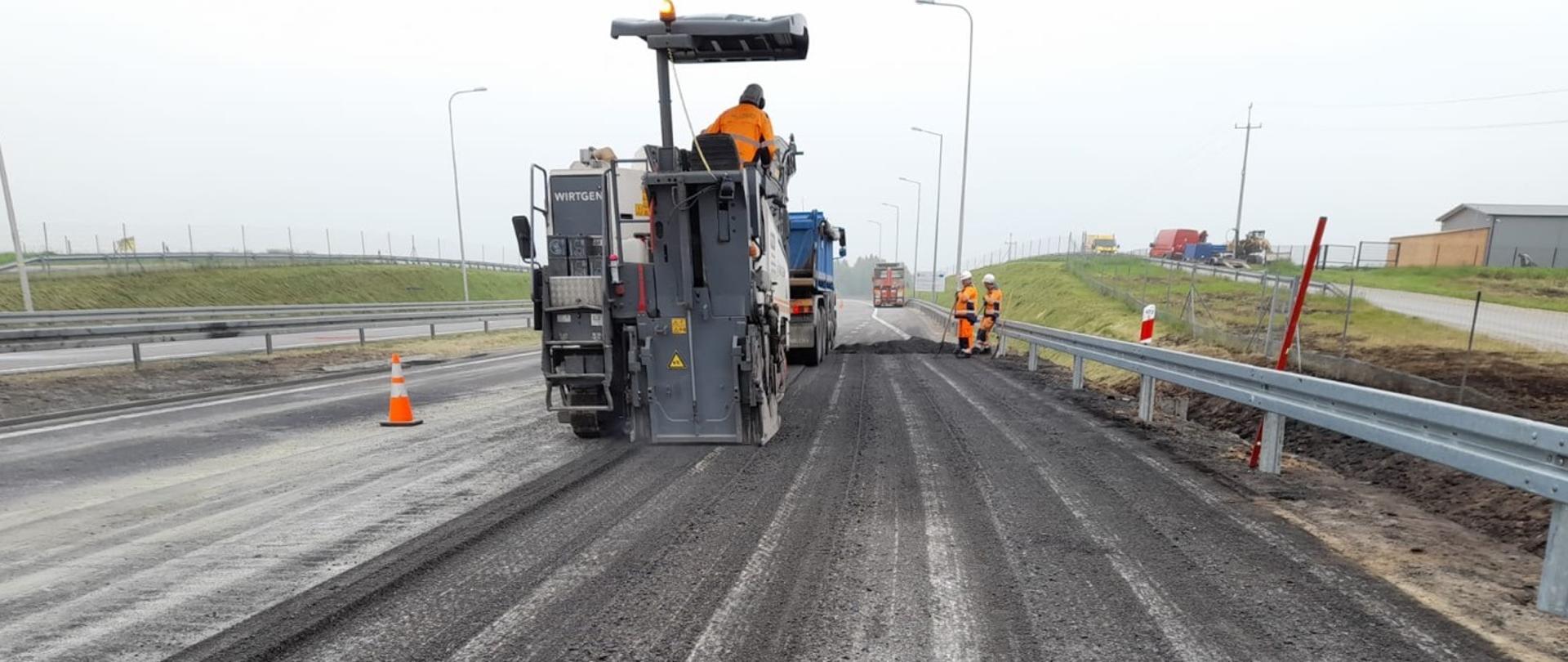 Naprawa nawierzchni S19 - destrukt