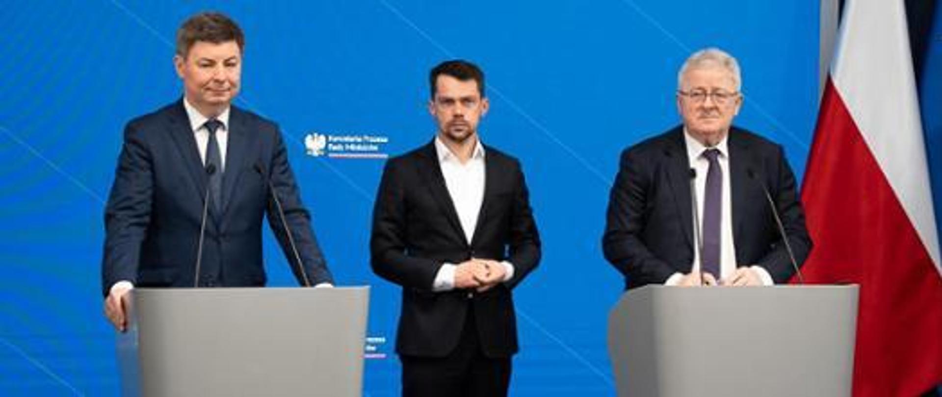 Dopłaty_do_zbóż_-_minister_Czesław_Siekierski_wiceminister_Michał_Kołodziejczak_szef_Kancelarii_Prezesa_Rady_Ministrów_Jan_Grabiec