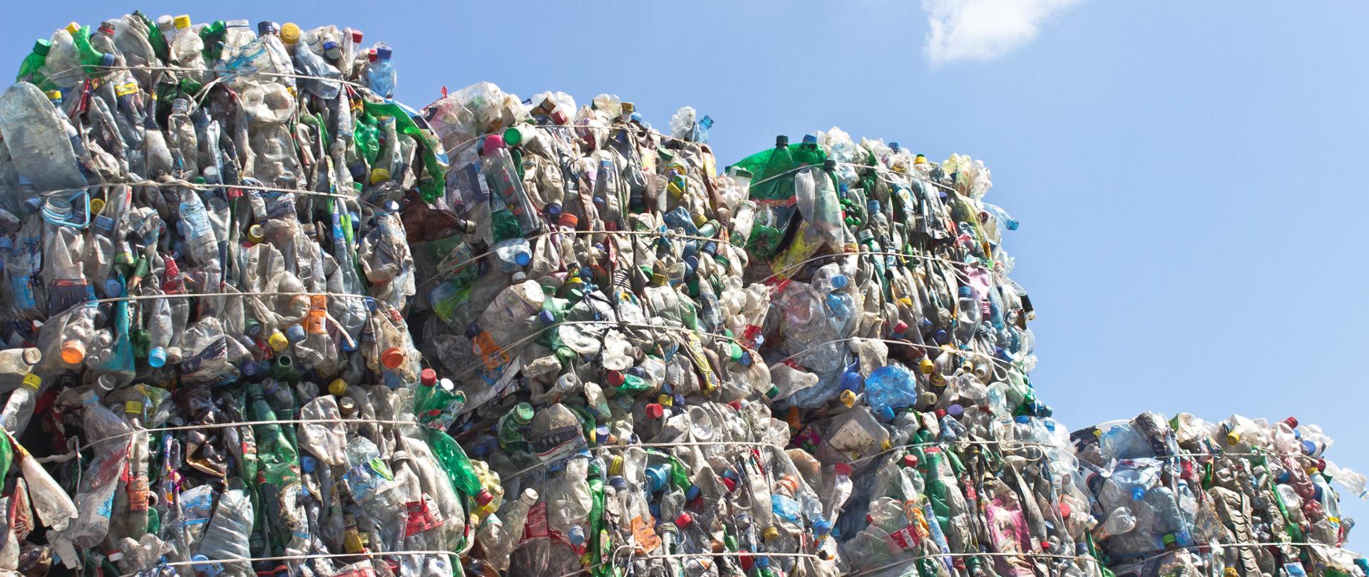 usuwanie nielegalnych składowisk odpadów