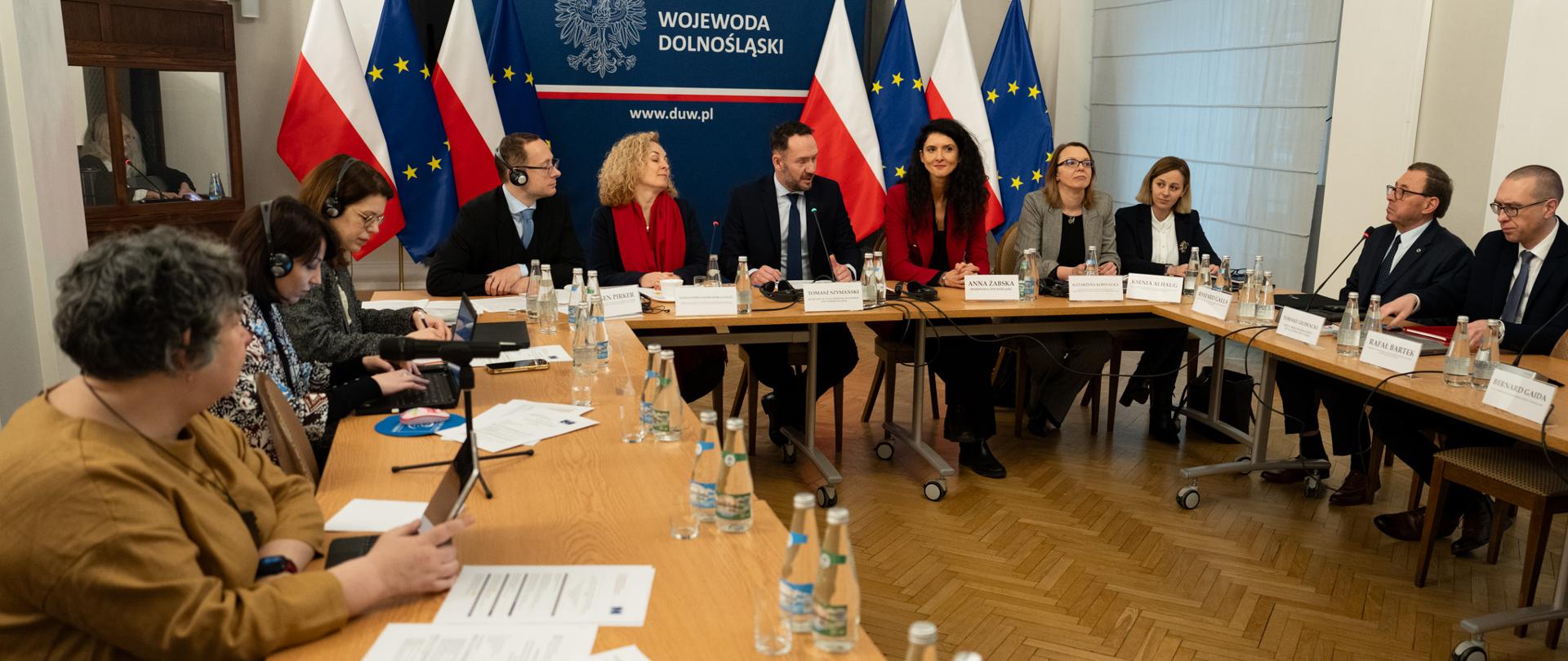 W naszym urzędzie rozpoczęło się dziś dwudniowe spotkanie Komitetu Ekspertów Europejskiej Karty Języków Regionalnych lub Mniejszościowych (COMEX).