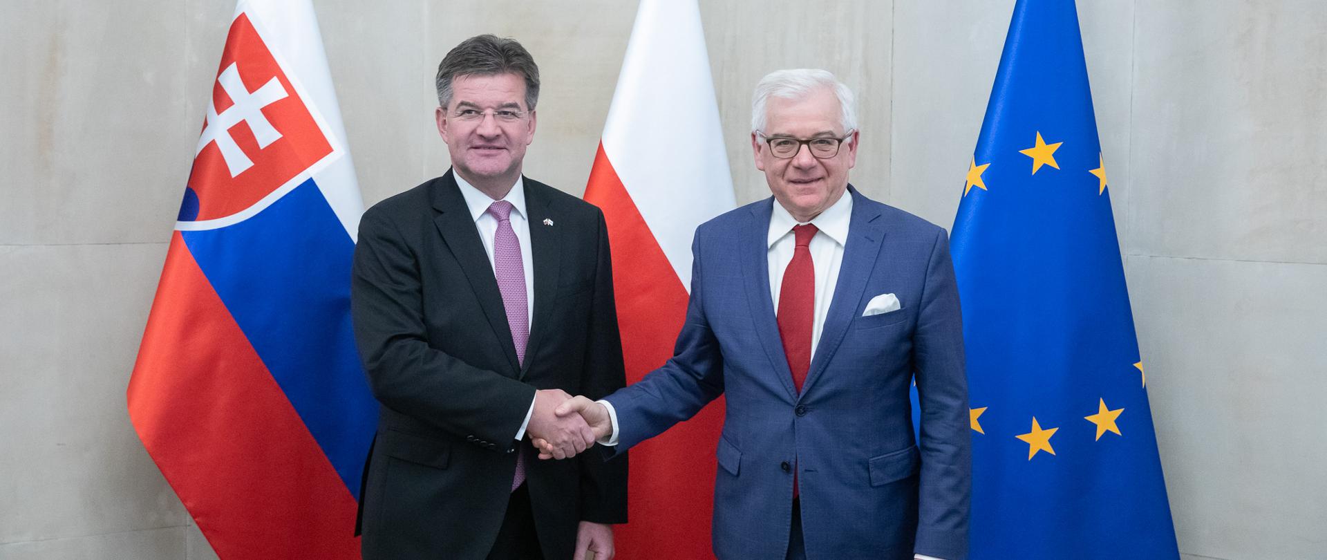Slovakia’s foreign minister visits Poland