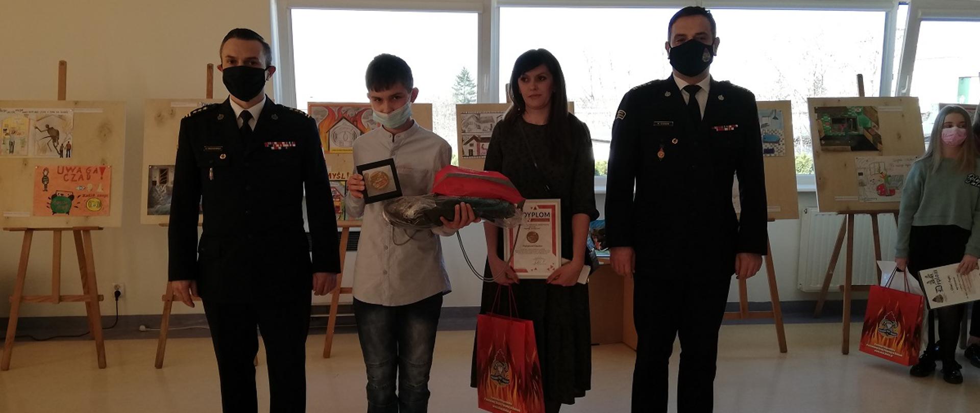 Wręczenie odznaki Komendanta Głównego Państwowej Straży Pożarnej „Iuvenis Forti” 