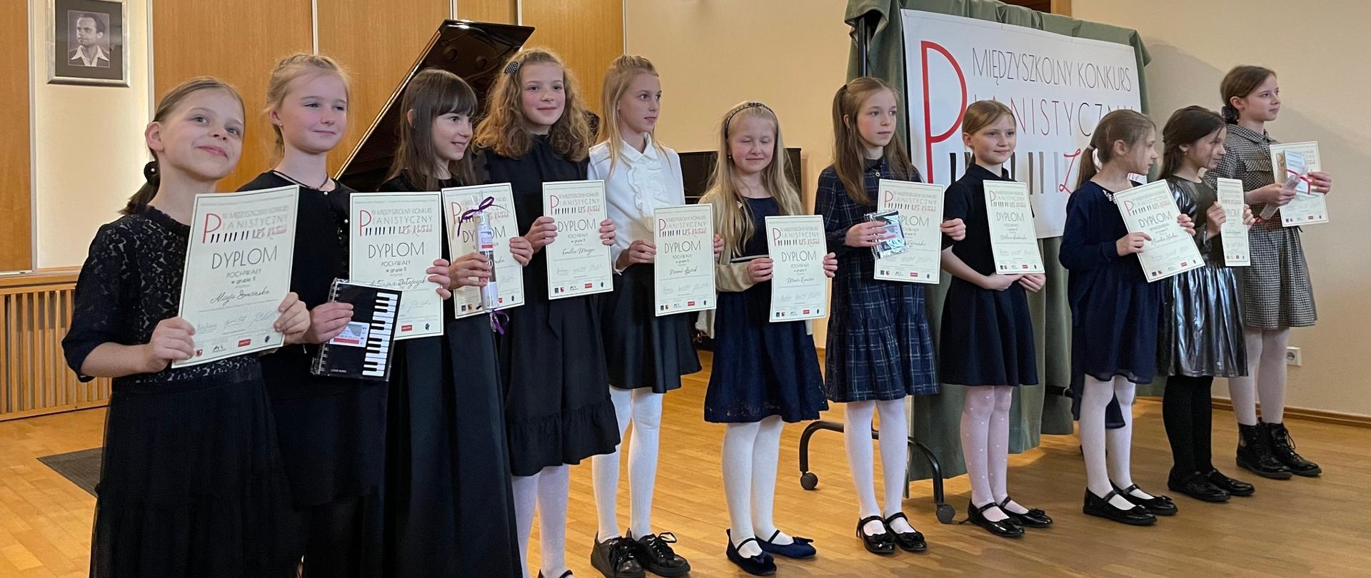  XII Międzyszkolny Konkurs Pianistyczny "Za kotarą"