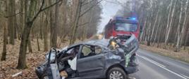 Wypadek samochodu osobowego marki CITROEN XSARA PICASSO na 46. kilometrze drogi wojewódzkiej nr 178 na wysokości miejscowości Łukowo.
