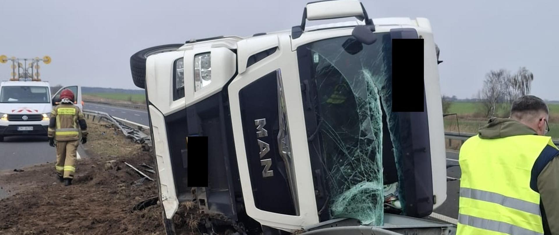 Wypadek ciężarówki na S3