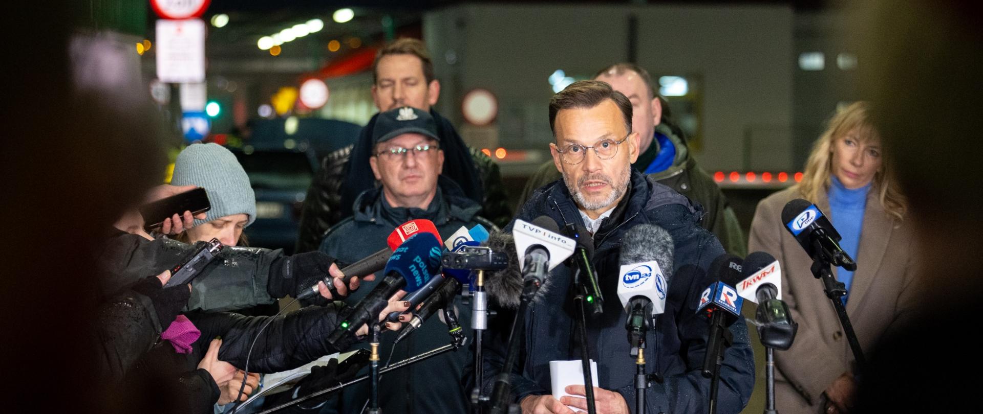 Konferencja na przejściu granicznym w Kuźnicy