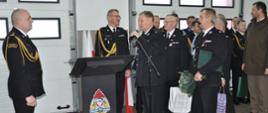 Na zdjęciu uroczystość pożegnania przechodzącego na emeryturę Komendanta Powiatowego st. bryg. Grzegorza Łydkowskiego. 