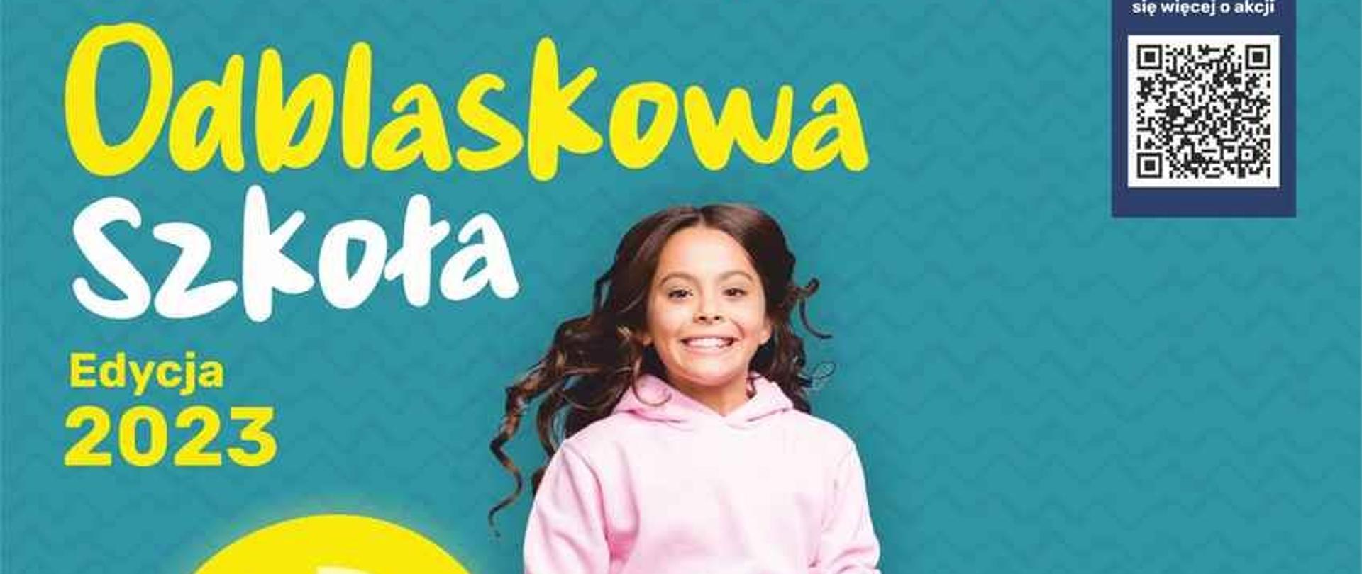 Plakat promujący bezpieczeństwo. W prawym górnym roku kod QR policji. W górnym lewym rogu nazwa konkursu. Na środku plakatu dziewczynka z plecakiem za jej plecami żółta droga . Na dole plakatu harmonogram akcji. W stopce logotypy mediów oraz organizatora konkursu