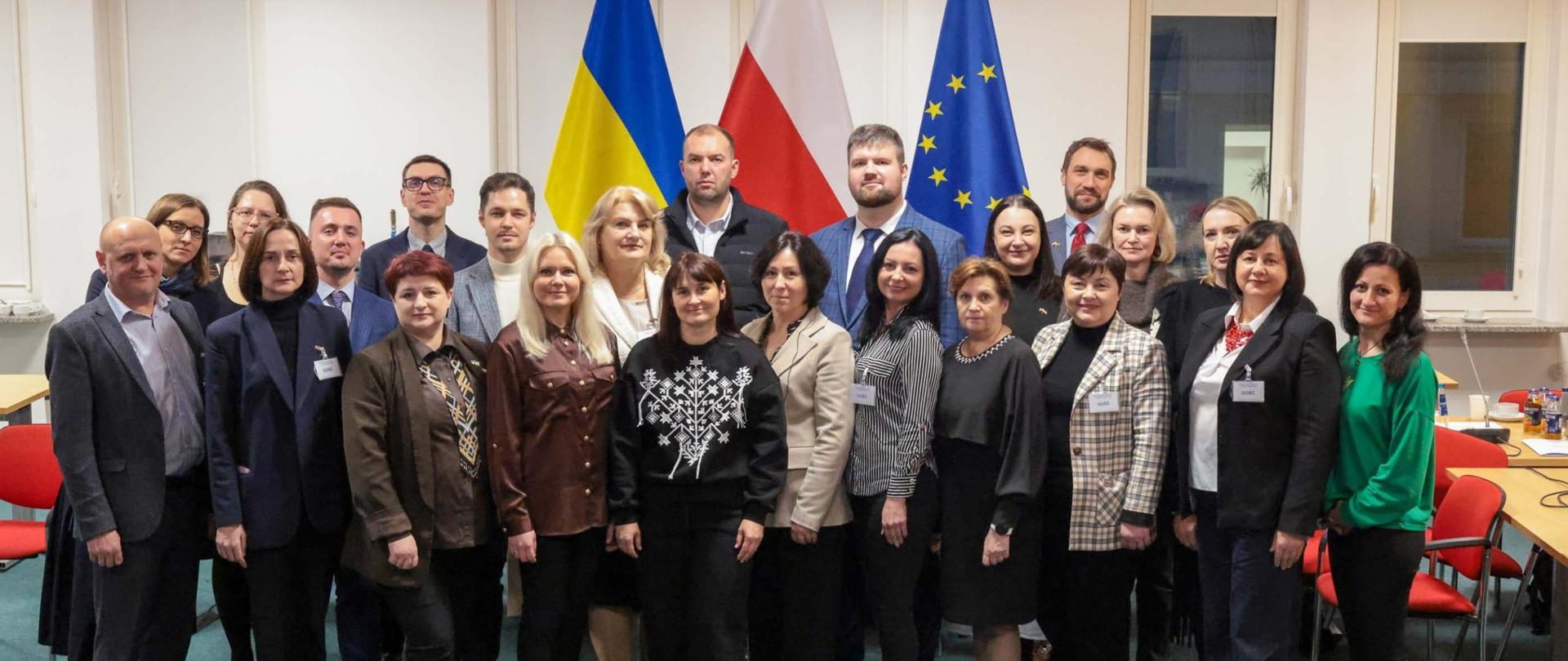 Uczestnicy wizyty studyjnej w MFiPR