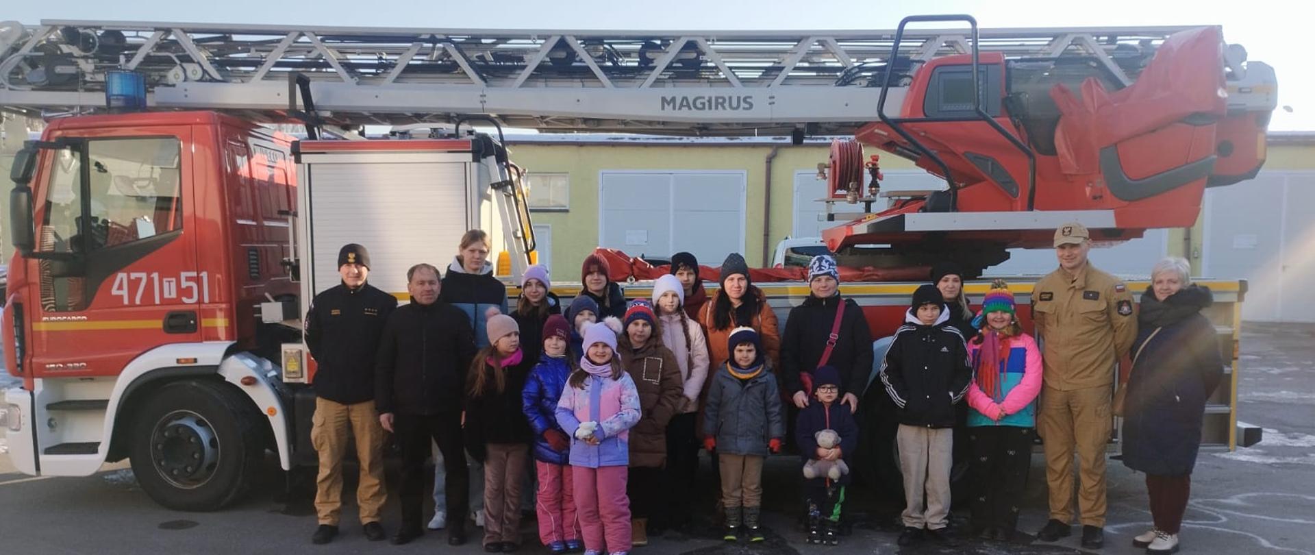 Wizyta Szkoły Podstawowej z Ossolina w JRG Sandomierz