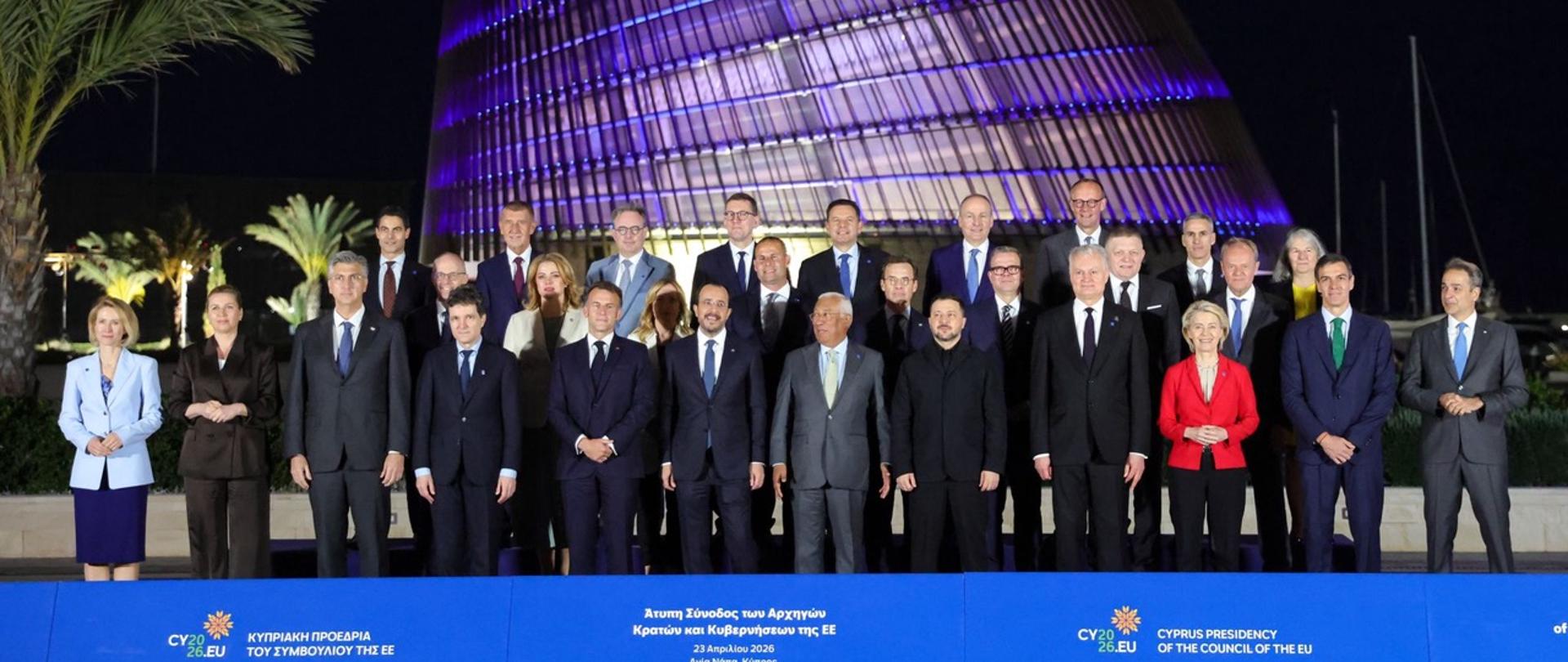 Family Photo following the informal European Council meeting in Cyprus.