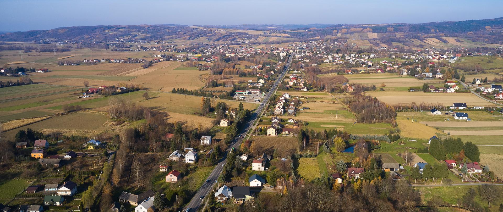 Widok na DK73 w Brzostku