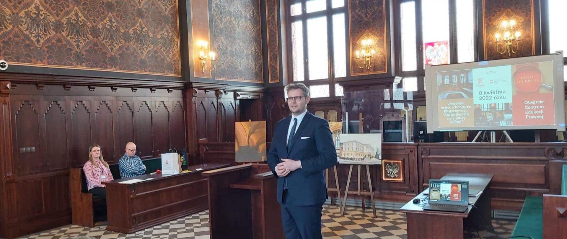 Z inicjatywy wiceministra sprawiedliwości Michała Wosia przy Sądzie Rejonowym w Raciborzu powstało Centrum Edukacji Prawnej