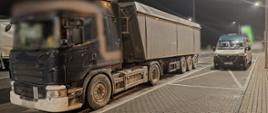 Przeładowany zestaw ciężarowy zatrzymany przez patrol podlaskiej Inspekcji Transportu Drogowego.